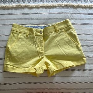 Southern Tide shorts! Leah style